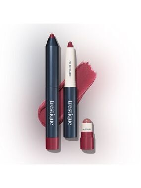 Trestique Lip Crayon in Deep Red